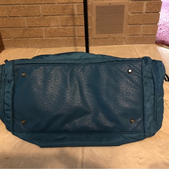 Adrienne Vittadini Teal Weekend Duffle Bag - Picture 13 of 13